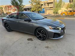 نيسان ألتيما